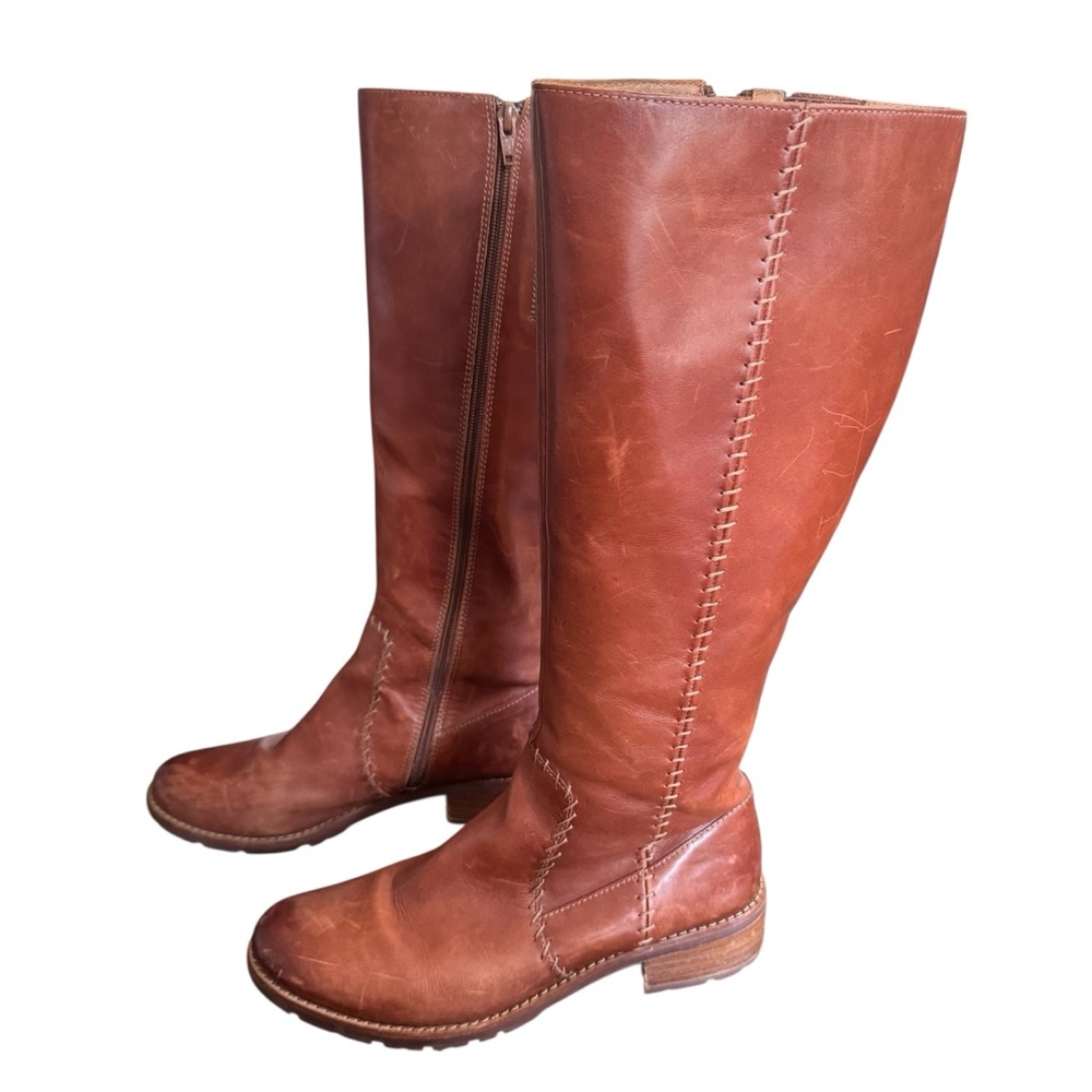 Sofft Tall Leather Stitched Riding Boots - Chestnut Brown - Size 9